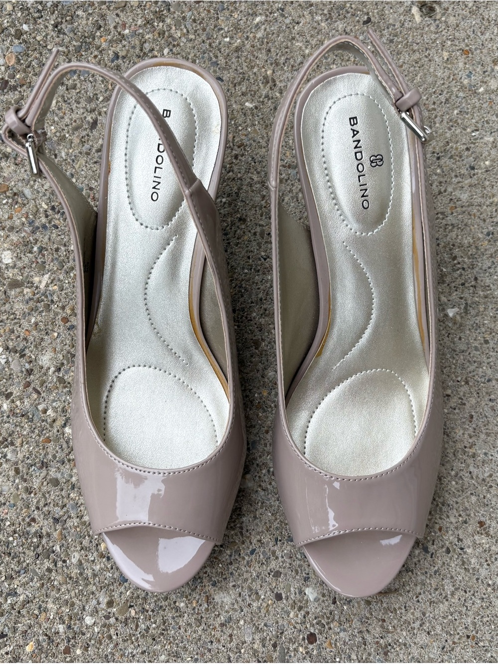 Bandolino Nude Patent Leather Slingback Heels Peep Toe Pumps Tan Taupe Size 8